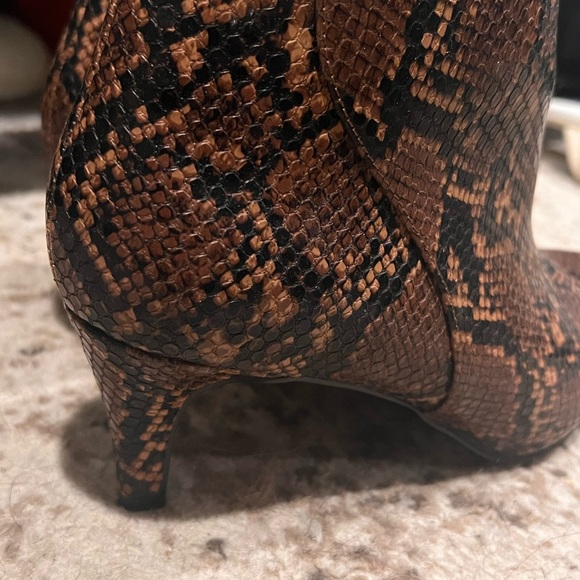 Alfani Brown Snakeskin Pattern Kitten Heel Booties - Picture 3 of 5